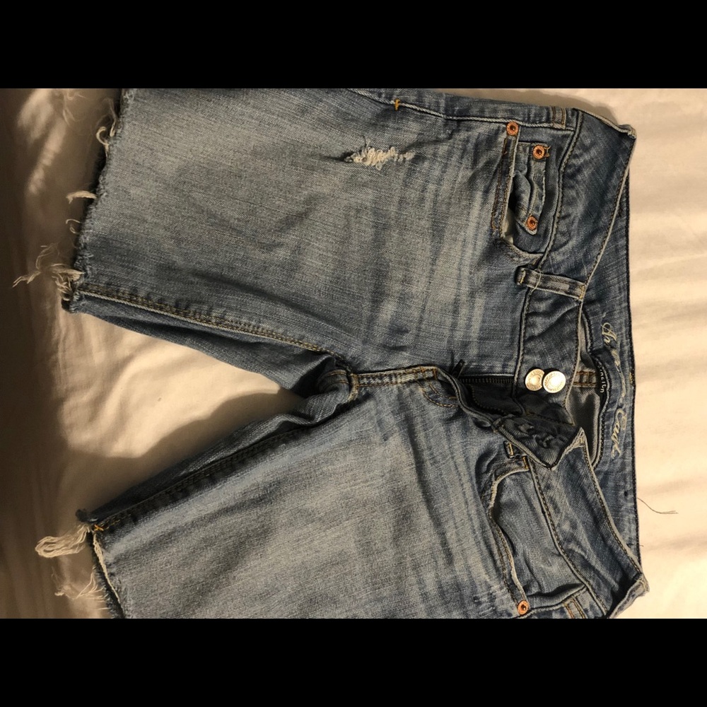 Cutoff shorts